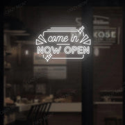 Come in Now Open Sign image 0