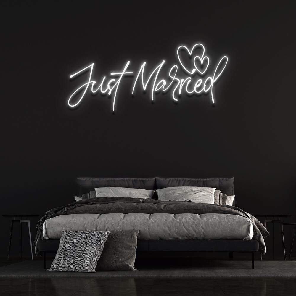 'Just Married' Neon Sign image 4