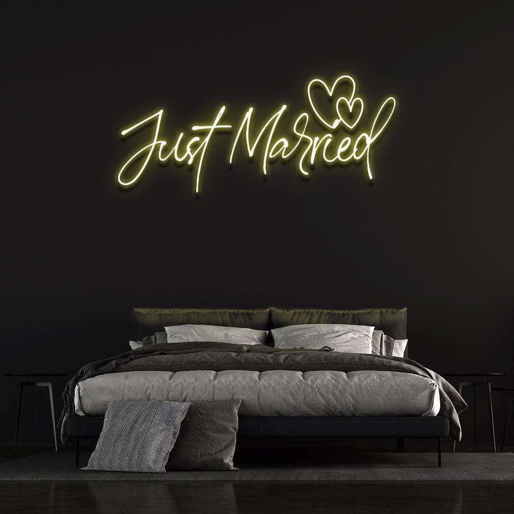 'Just Married' Neon Sign image 5