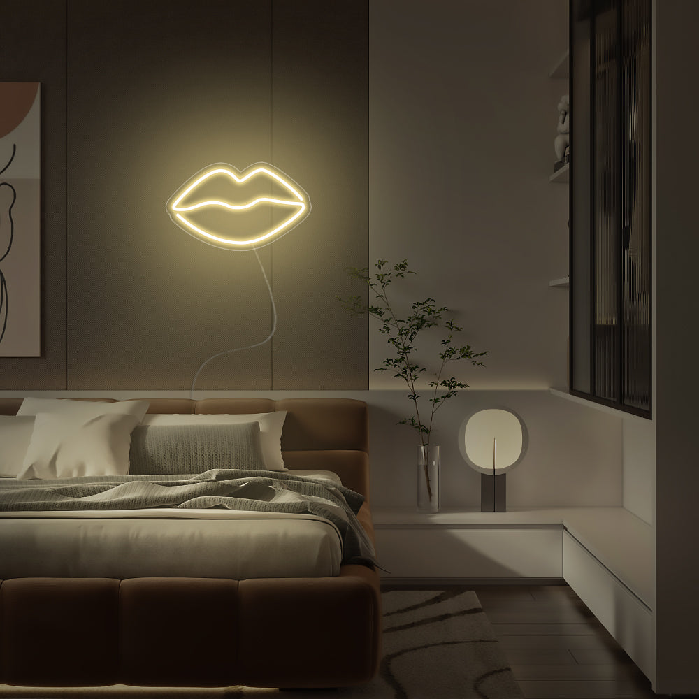 Mini Lips LED Neon Sign in Warm White