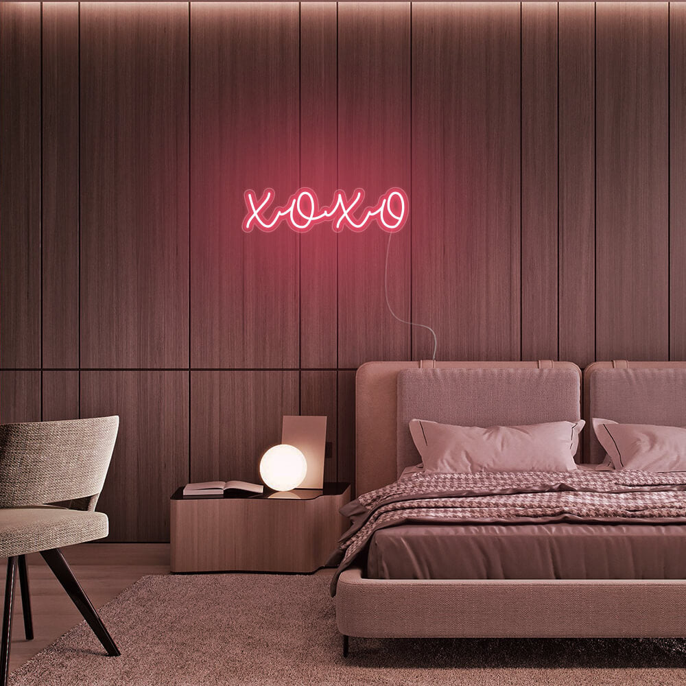 Mini XOXO LED Neon Sign in Light Pink